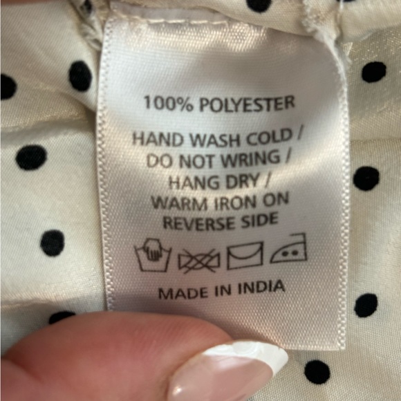 LUCKY CHARM Polka Dot Ruffle Sleeve V-Neck Top - Picture 5 of 5